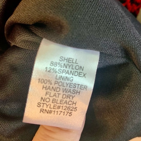 Tunic Top Large La Vanya Embroidered Lace Red Black Beaded Embellishments Classy - Picture 12 of 16